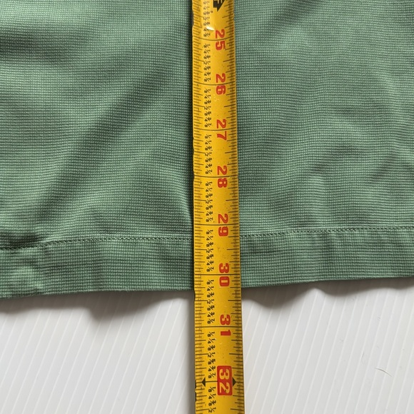 Tommy Bahama Sage Green 100% Silk, Short sleeve button down shirt. Men’s Size XL - Picture 6 of 8